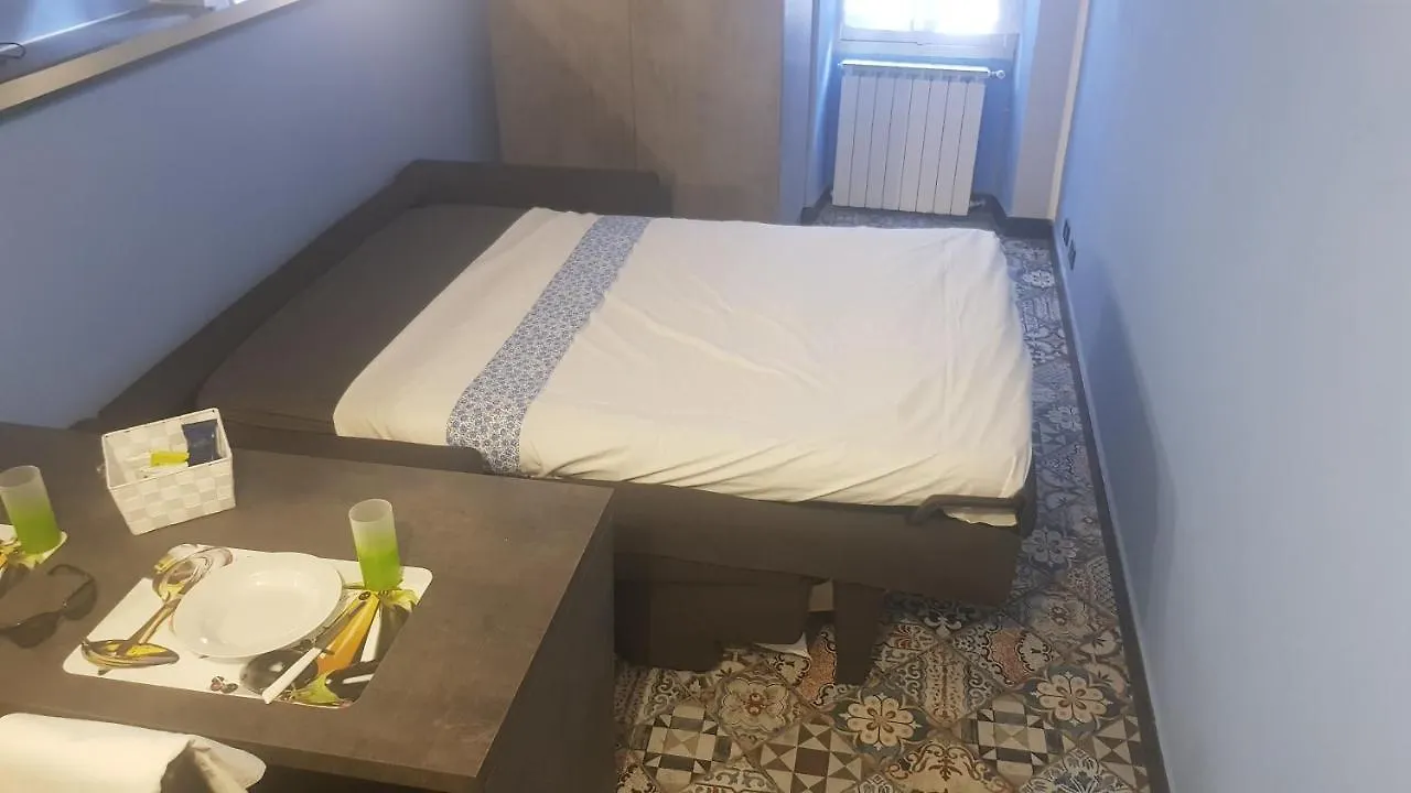 La Casa Blu Di Vezzargo Apartment Badalucco 0*,  Italy