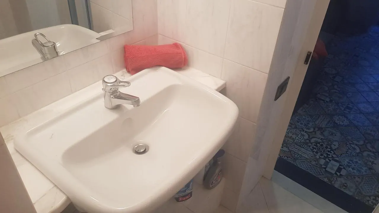 La Casa Blu Di Vezzargo Apartment Badalucco